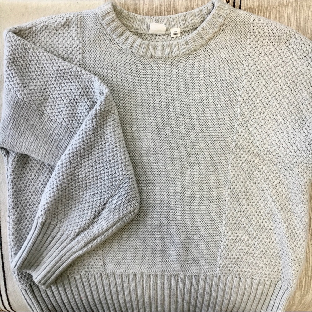 GAP cropped grey sweater - Picture 4 of 4